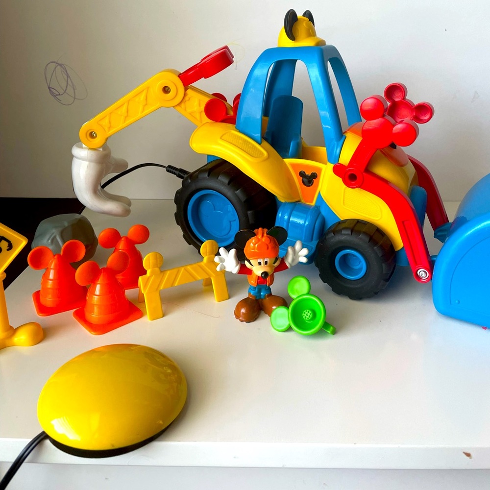Switch adapted Mickey Mouse Construction Set